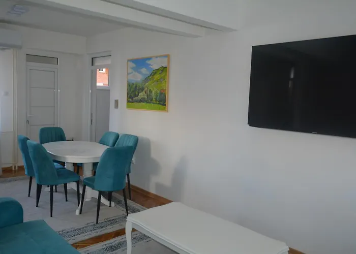 Turquoise Lägenhet *